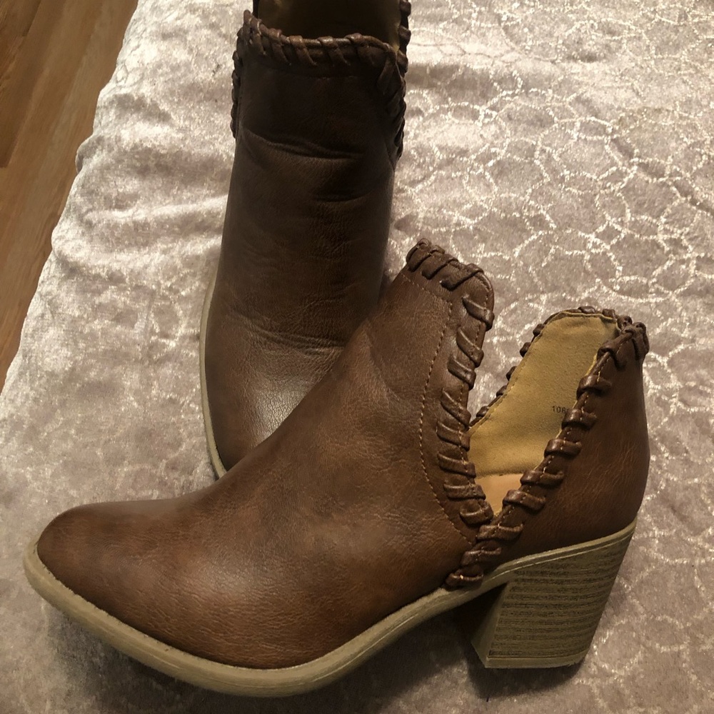 Bootie boots